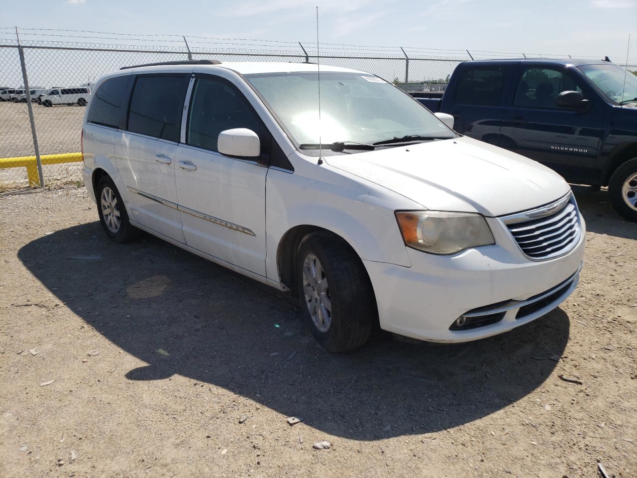 2014 Chrysler Town & Country Touring vin: 2C4RC1BG4ER442341