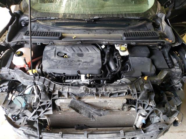 1FMCU9GD7JUD26897 Ford ESCAPE SE