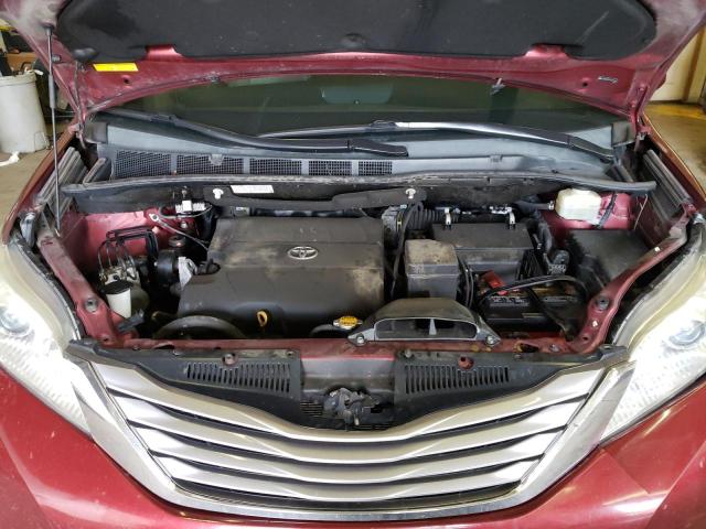 5TDYK3DC5FS671740 Toyota SIENNA XLE