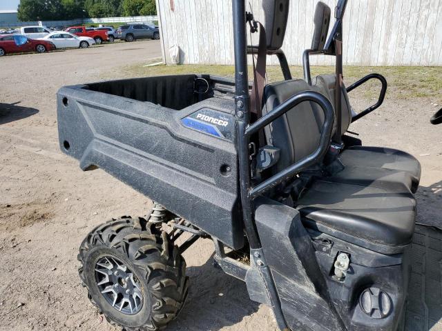 2017 HONDA SXS700 M2 1HFVE02N8H4303165
