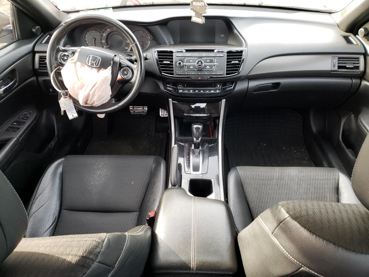 1HGCR2F54HA284886 HONDA ACCORD 2017