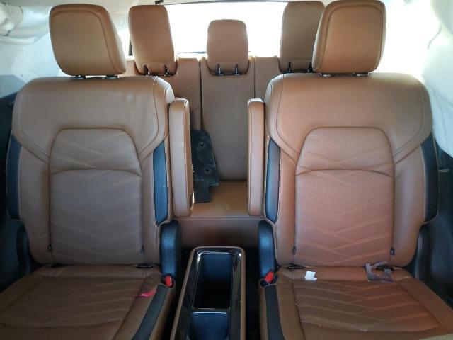 5N1DR3DH3NC242324 Nissan Pathfinder Platinum
