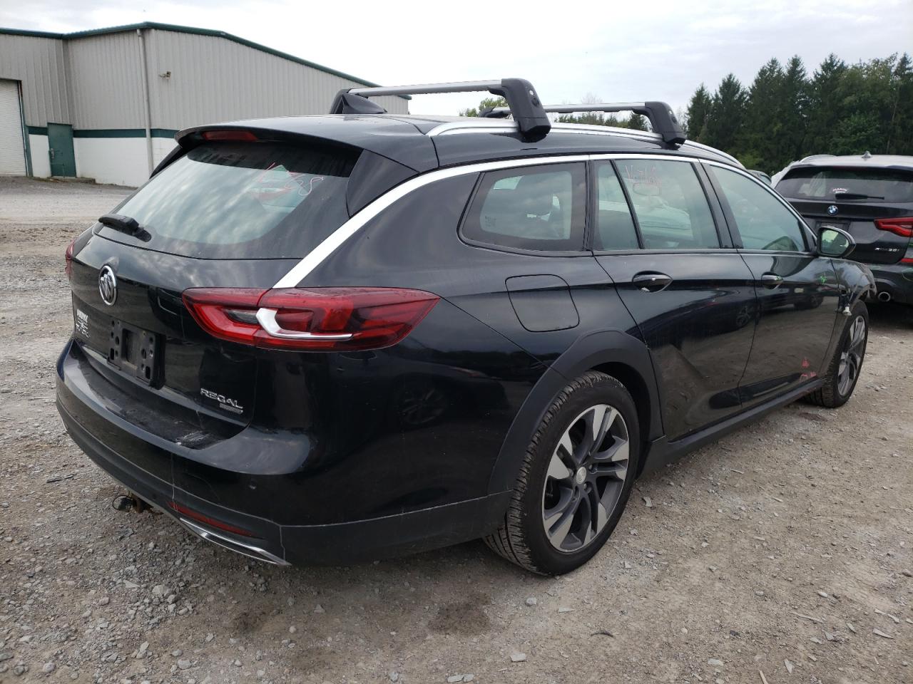 W04GV8SX8J1095065 BUICK REGAL 2018