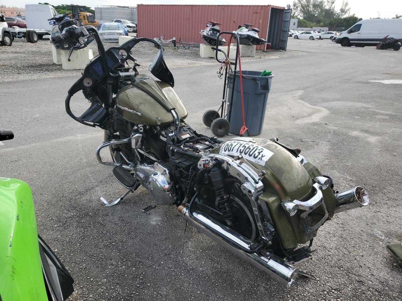 1HD1KTC13HB648970 HARLEY-DAVIDSON FL 2017