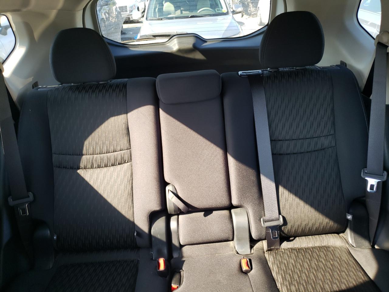 5N1AT2MV5HC755311 NISSAN ROGUE 2017