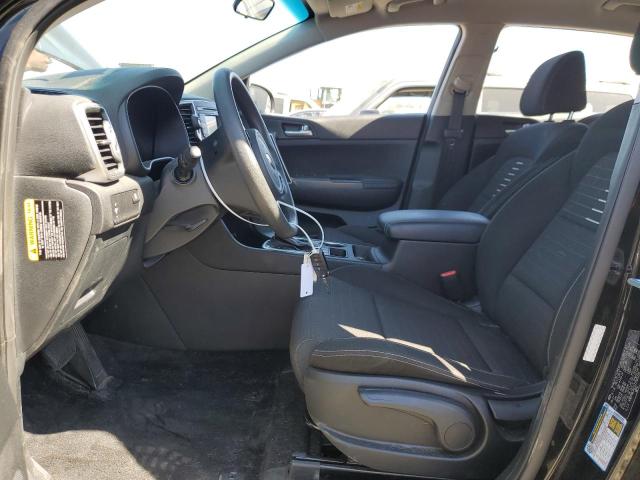 KNDPMCAC2J7335220 KIA Sportage Lx