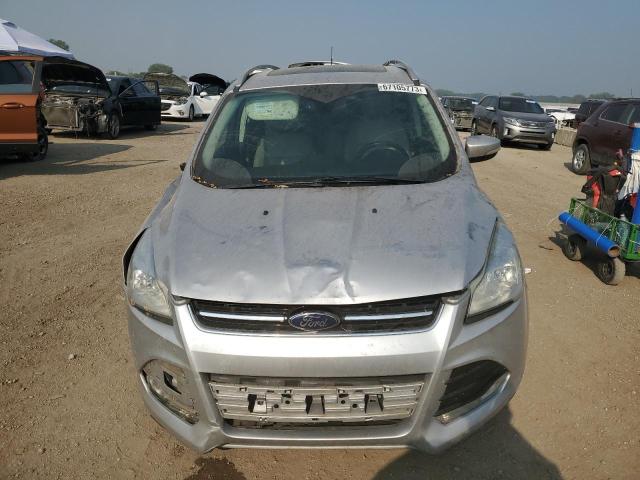 1FMCU0JX7GUC29934 Ford Escape Titanium