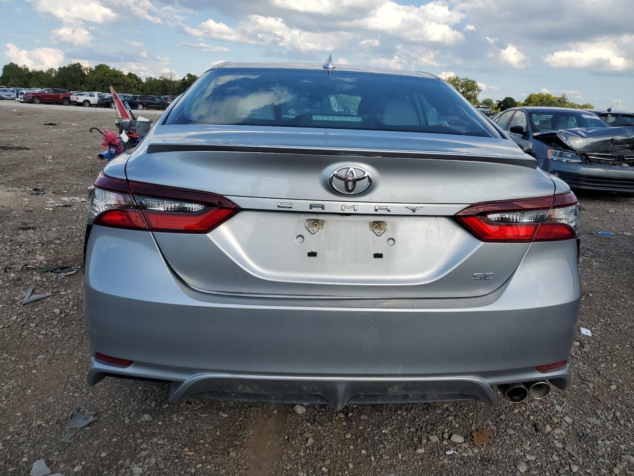 4T1G11AK4NU671183 TOYOTA CAMRY 2022