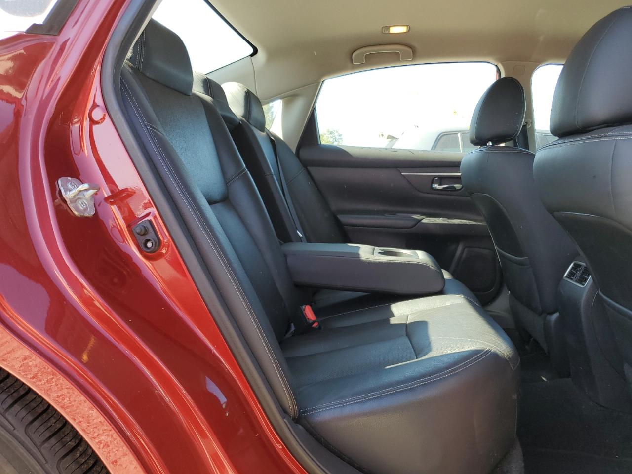 1N4AL3AP7JC268803 NISSAN ALTIMA 2018