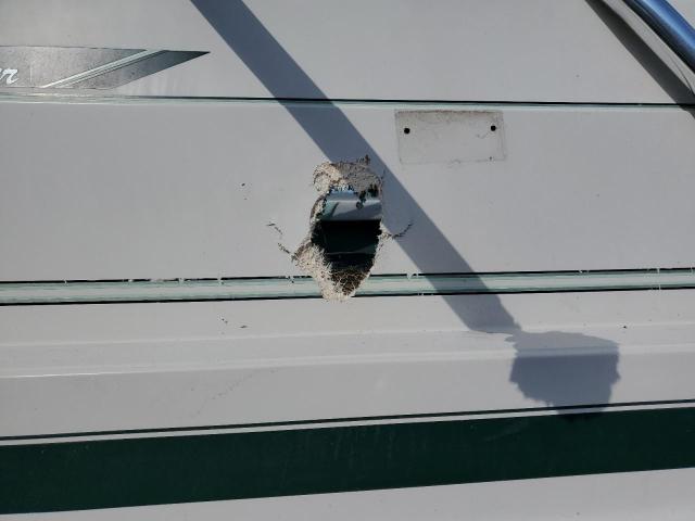 SERM2164C888 Auction: COPART Lot: 64888663 Location: IL - CHICAGO NORTH SERM2164C888 SEA BOAT 1988 TWO TONE Photo 10