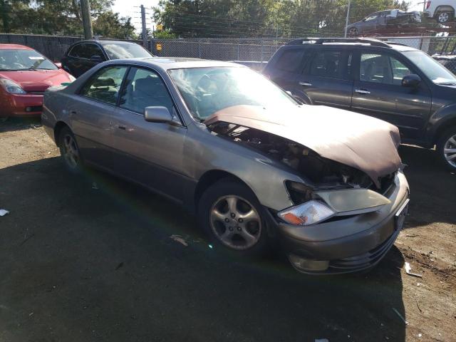 1998 Lexus Es 300 VIN: JT8BF28G2W5040949 Lot: 67365503