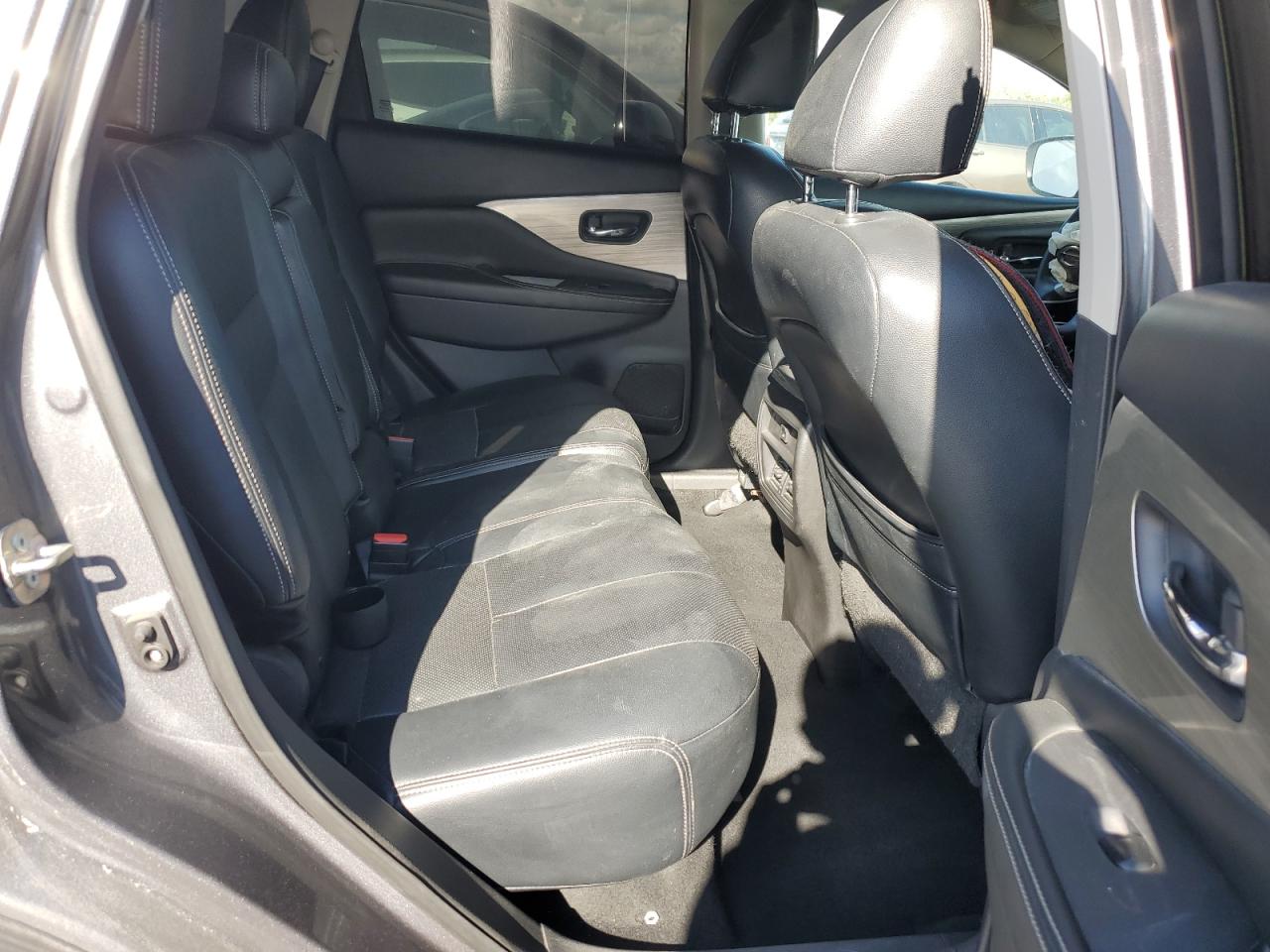 VIN: 5N1AZ2MG4HN180994 2017 NISSAN MURANO