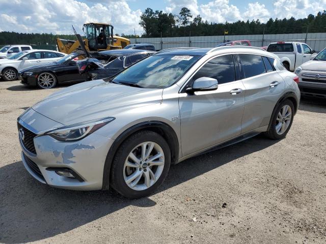 2017 INFINITI QX30 Base