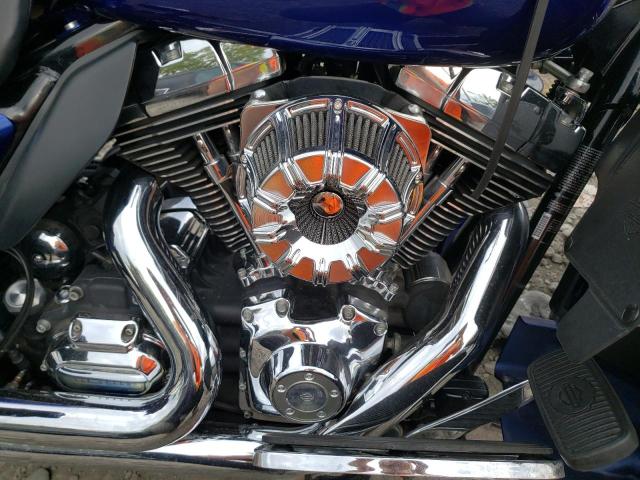 2011 HARLEY-DAVIDSON FLHTCU 1HD1FC412BB622645