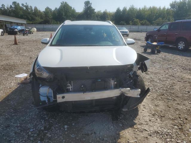 KNDCB3LC9N5548961 KIA NIRO LX
