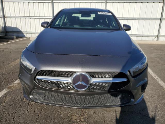 W1K3G4EB3LJ207996 Mercedes-Benz A 220