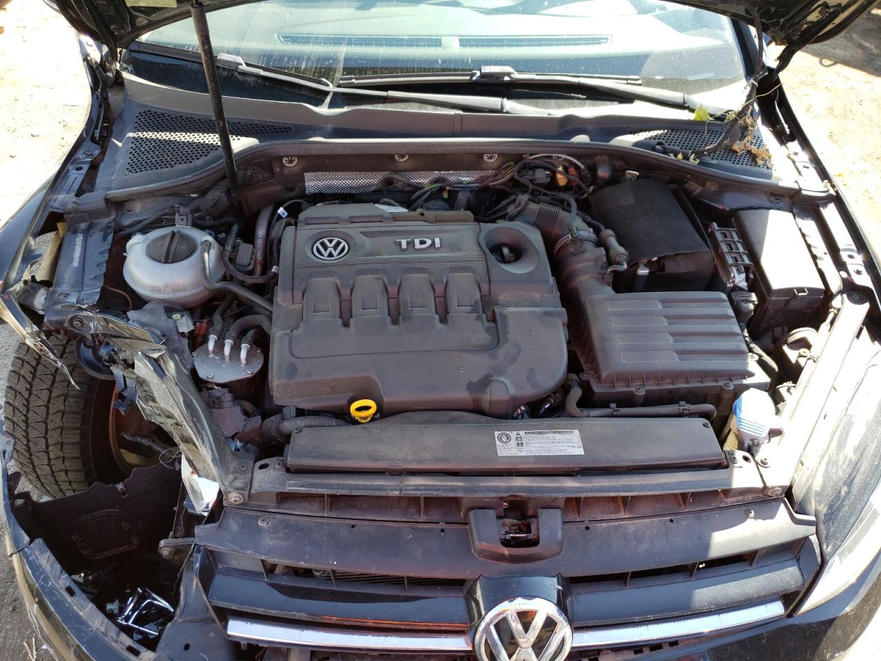 3VW2A7AU8FM076195 2015 Volkswagen Golf Tdi 3VW2A7AU8FM076195 2015 Volkswagen Golf Tdi