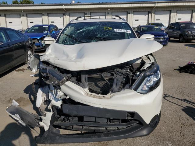 JN1BJ1CR3HW115466 Nissan Rogue Sport S