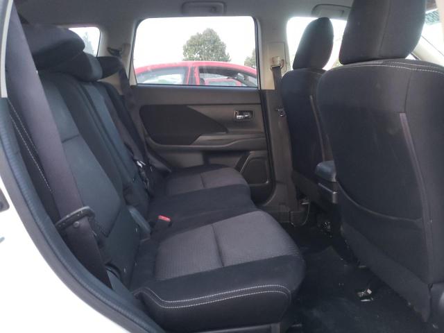 JA4AD3A31HZ044173 Mitsubishi Outlander Se