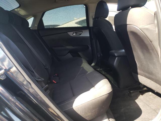 3KPF24AD7KE118571 KIA FORTE FE