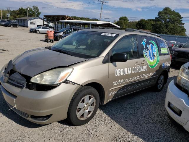 2004 Toyota Sienna CE