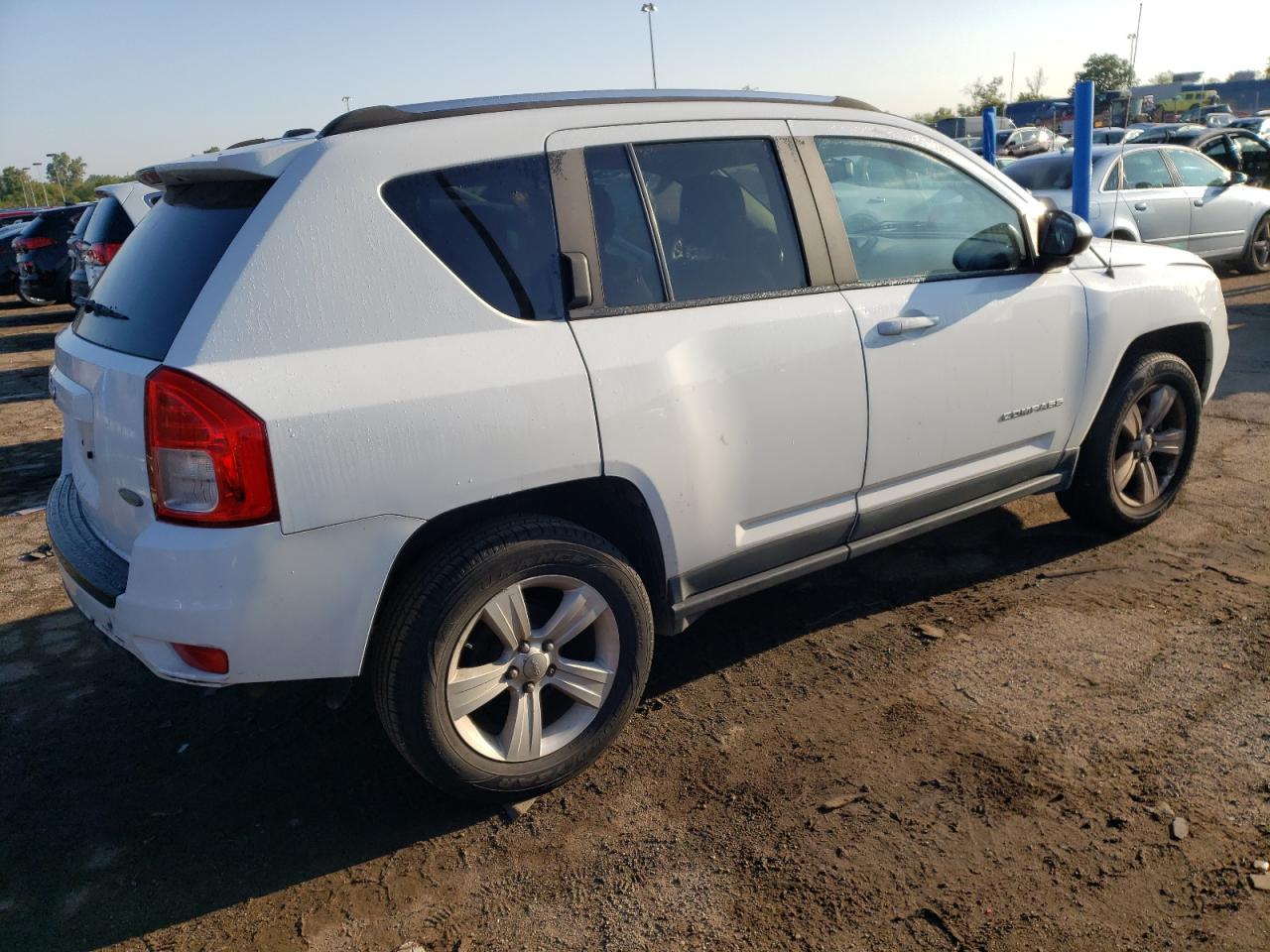 1J4NF1FB2BD278083 2011 Jeep Compass Sport