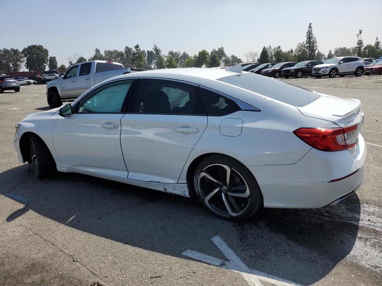 1HGCV1F33JA164605 HONDA ACCORD 2018