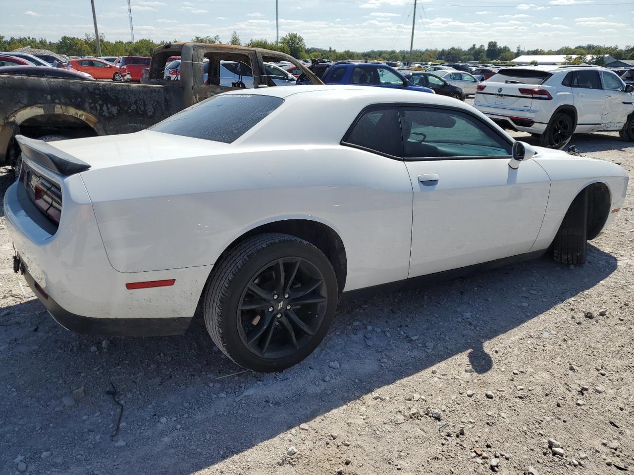 2017 Dodge Challenger Sxt vin: 2C3CDZAG1HH651974