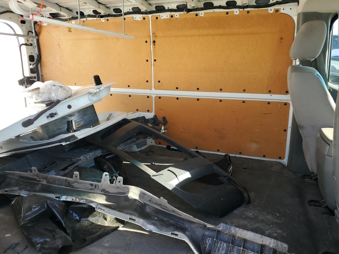 1N6BF0KY1GN809186 NISSAN NV 2016