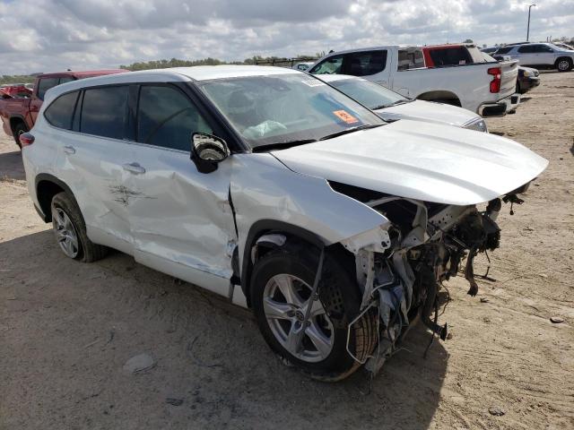 VIN 5TDZZRAH2NS556093 2022 Toyota Highlander, L no.4