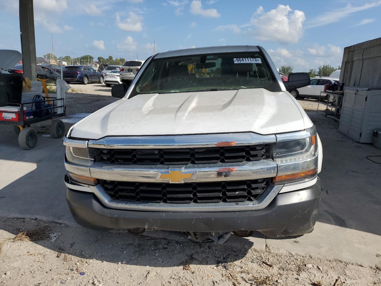 VIN: 1GCRCNEH8HZ125653 2017 CHEVROLET ALL Models