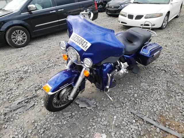 2011 HARLEY-DAVIDSON FLHTCU 1HD1FC412BB622645