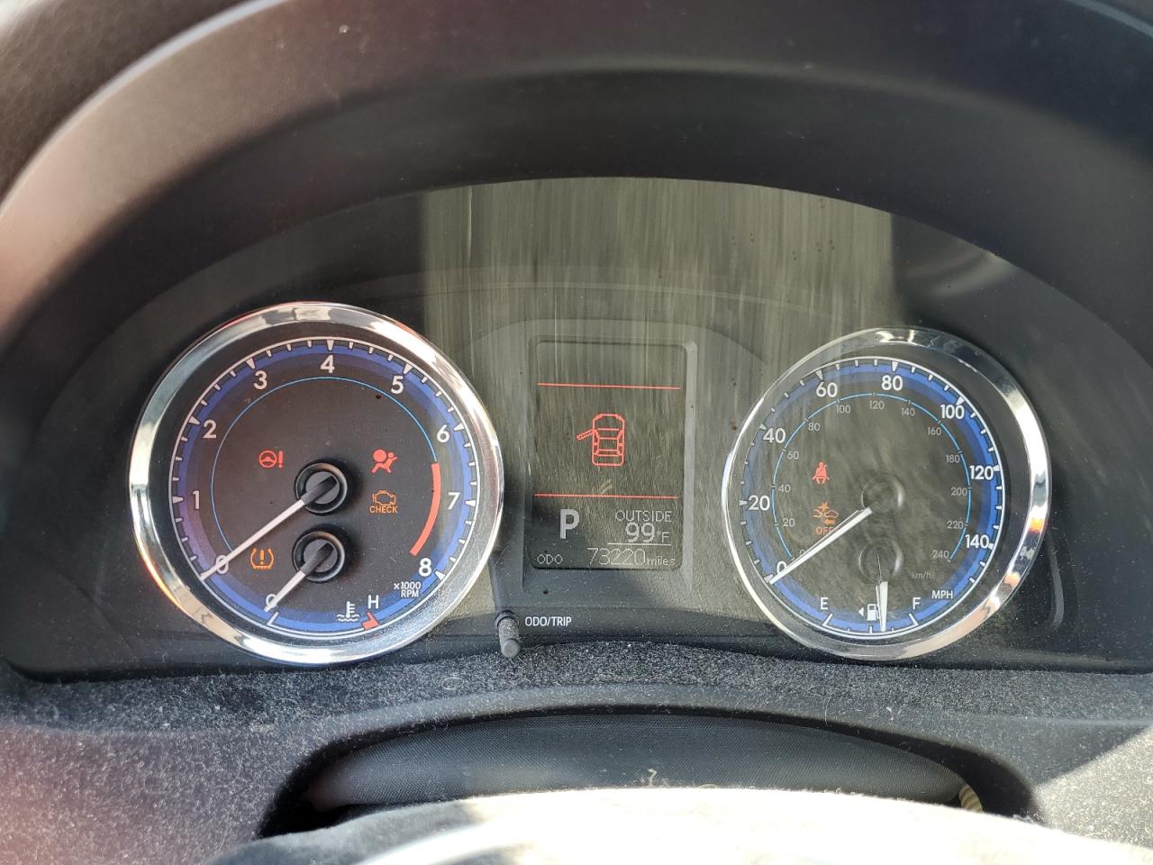 5YFBURHEXHP661229 TOYOTA COROLLA 2017
