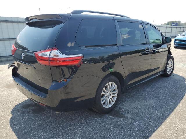 5TDYZ3DC1HS812334 Toyota SIENNA XLE