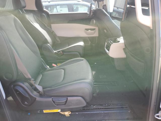 2022 KIA CARNIVAL S KNDNE5H37N6138951