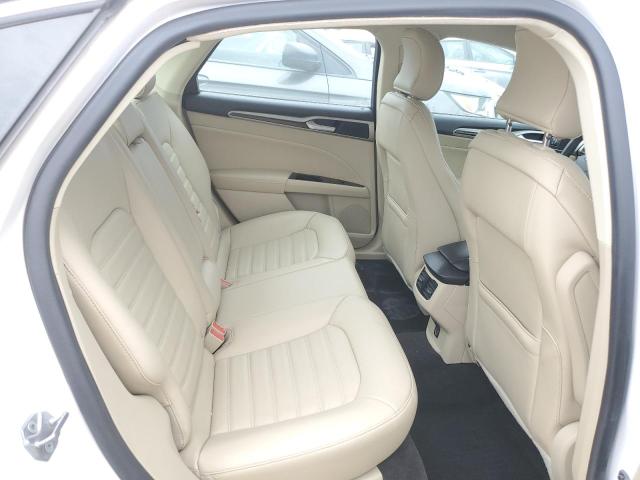 3FA6P0HD0FR243903 Ford FUSION SE