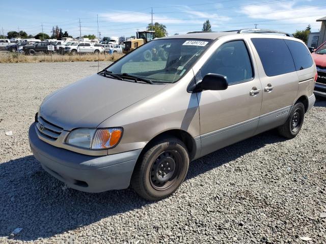 2003 Toyota Sienna LE