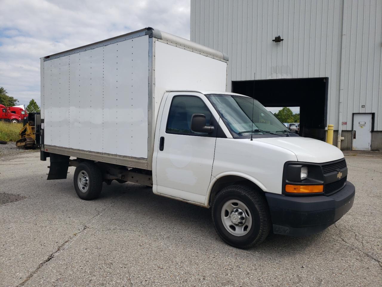 1GB0GRFF1H1167537 CHEVROLET EXPRESS 2017