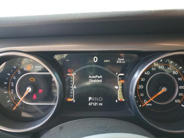 1C4HJXEN1JW322285 Jeep Wrangler Unlimited Sahara