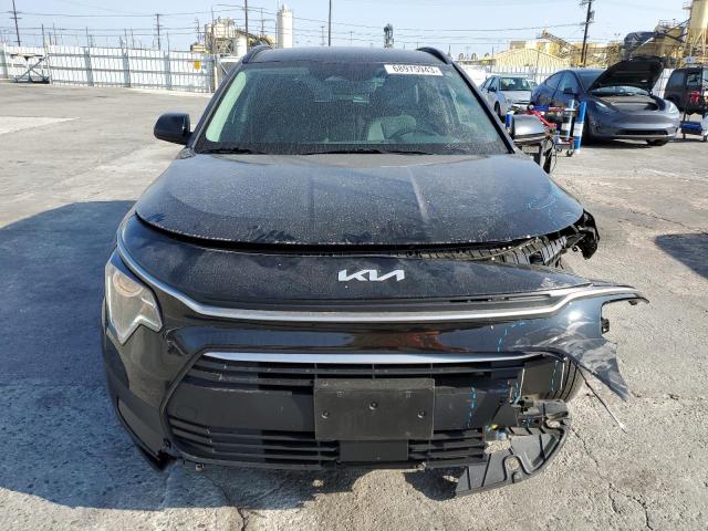 KNDCR3LE0P5037588 Kia Niro EX 5