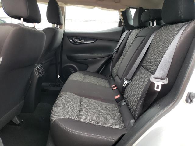JN1BJ1CR5HW140756 Nissan Rogue Sport S