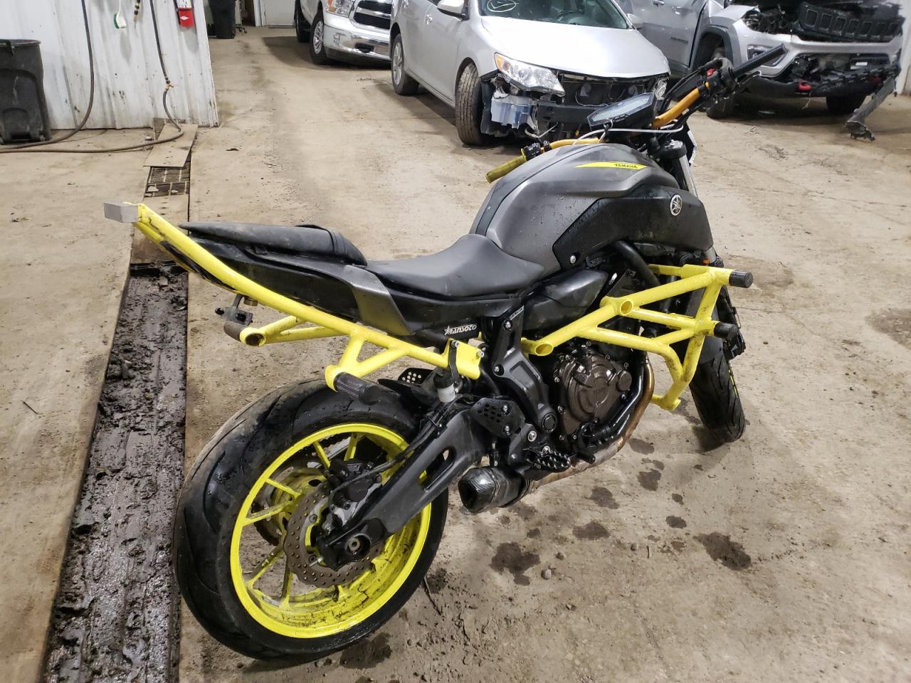 JYARM27E8JA000649 YAMAHA MT07 2018