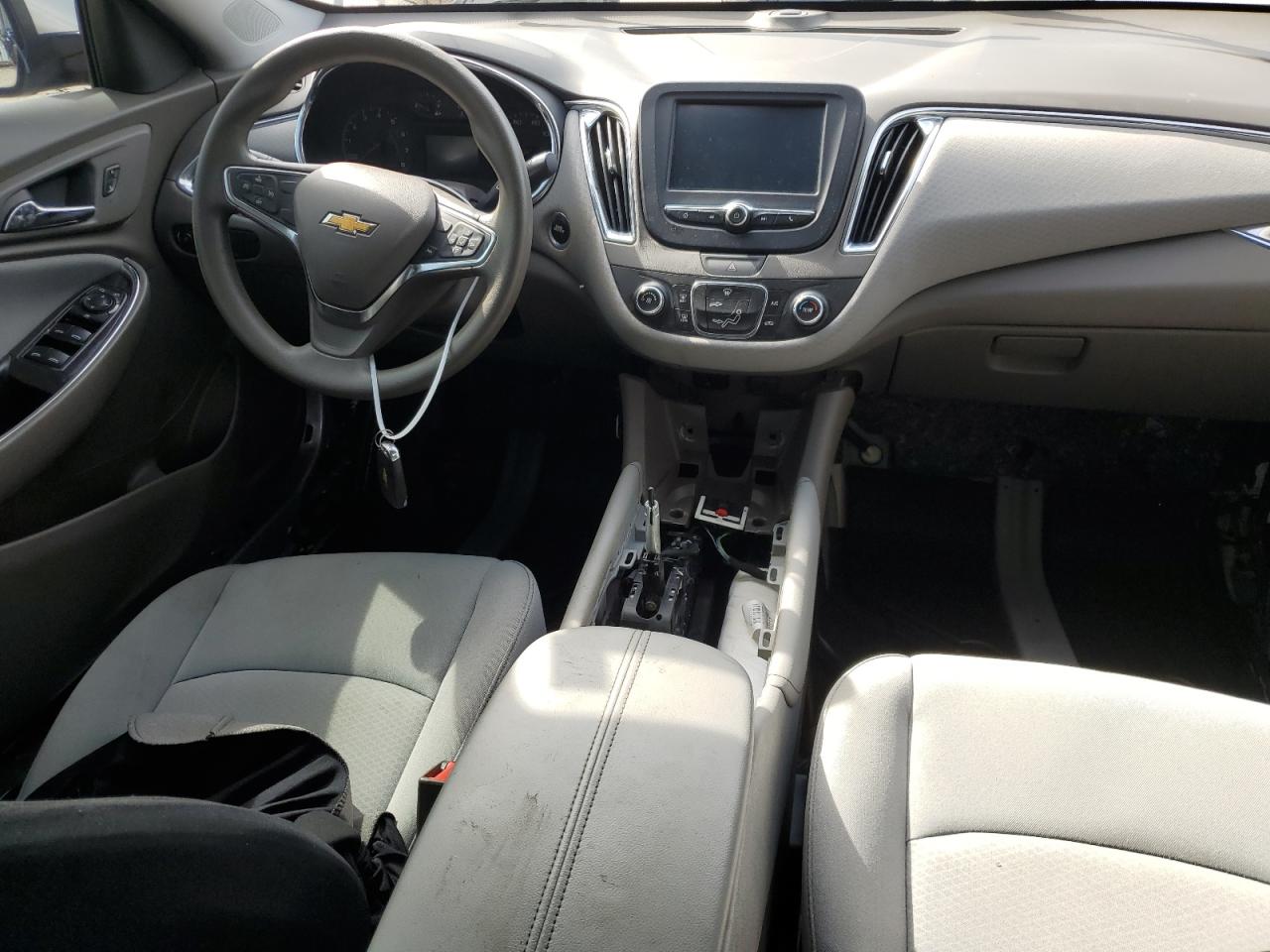 1G1ZD5ST1JF144891 CHEVROLET MALIBU 2018