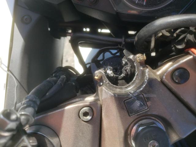 2015 HONDA VFR800 F JH2RC7950FK100058