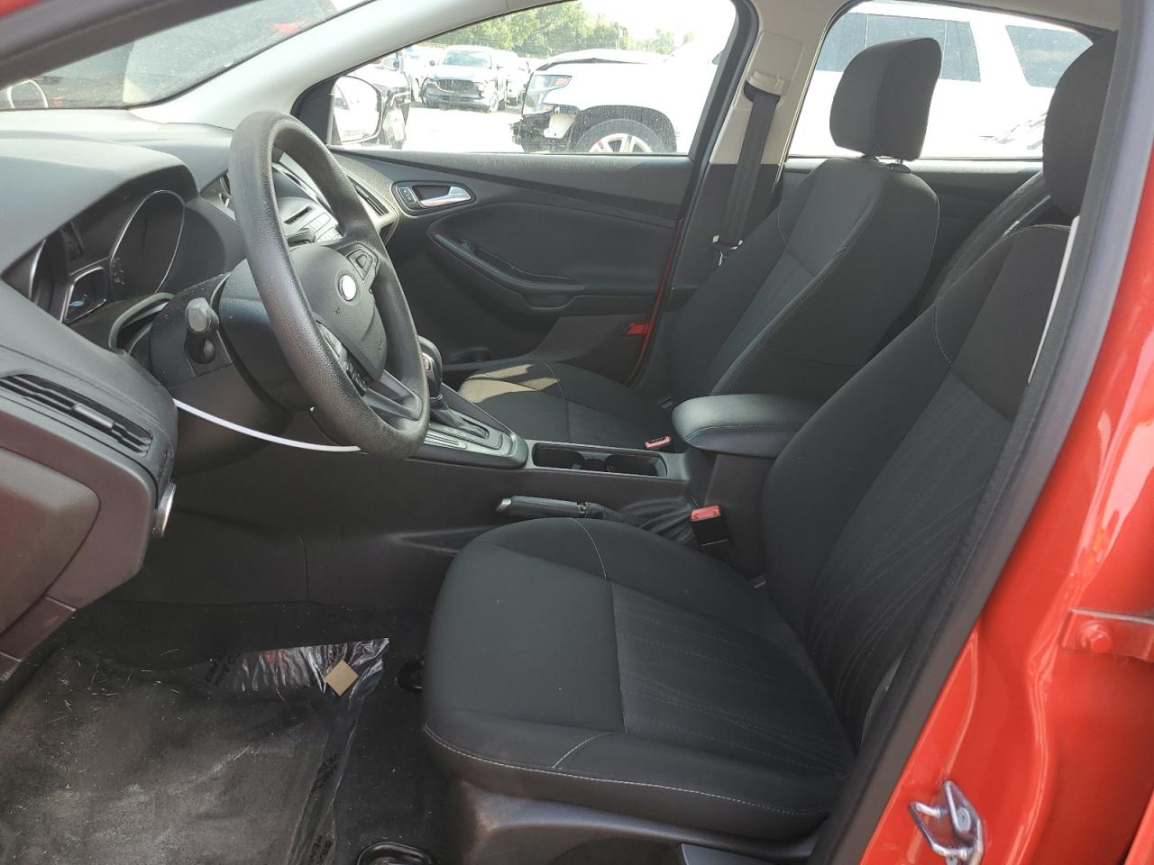 1FADP3K23HL217913 FORD FOCUS 2017