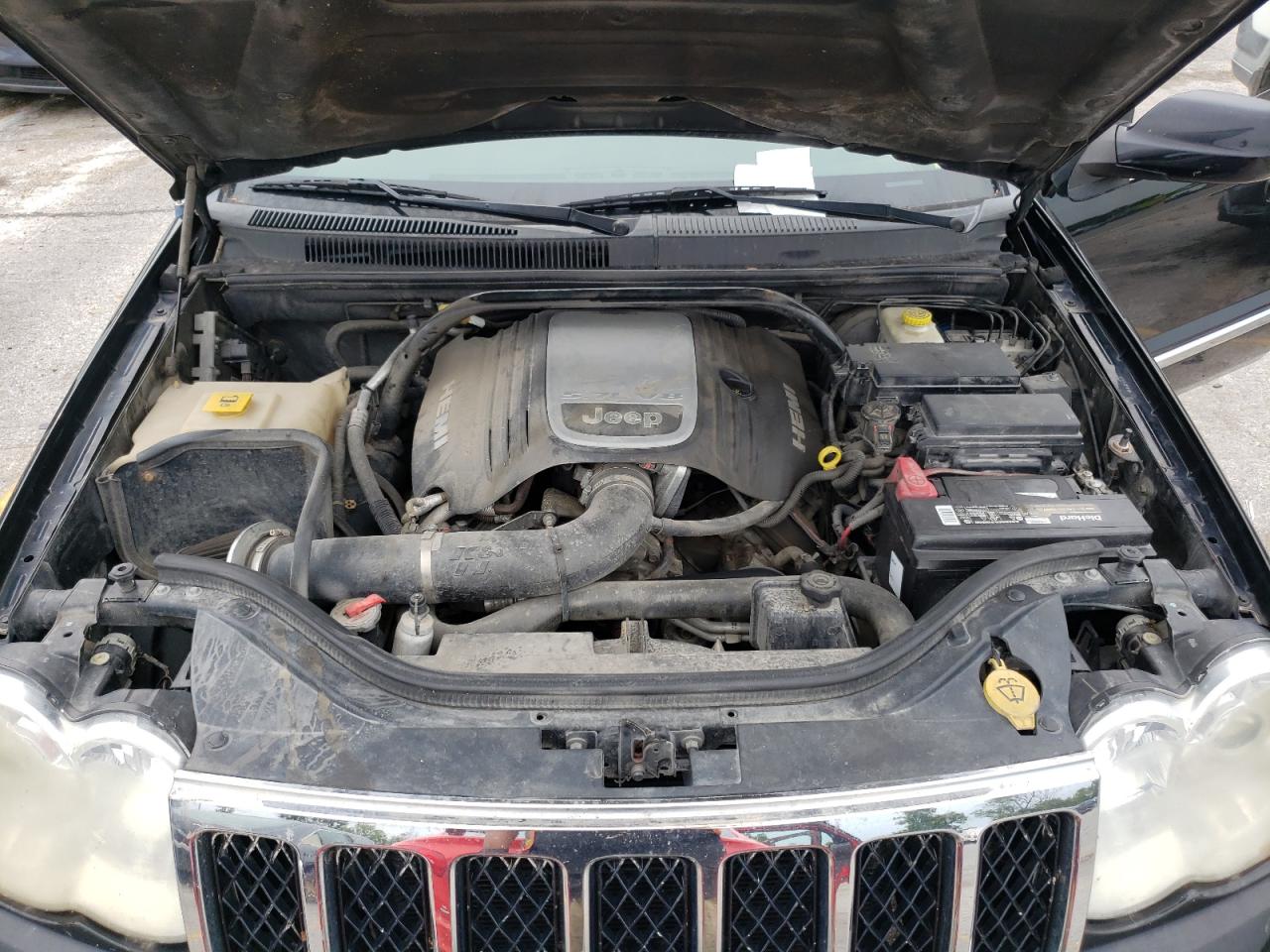 1J8HR68268C182274 2008 Jeep Grand Cherokee Overland