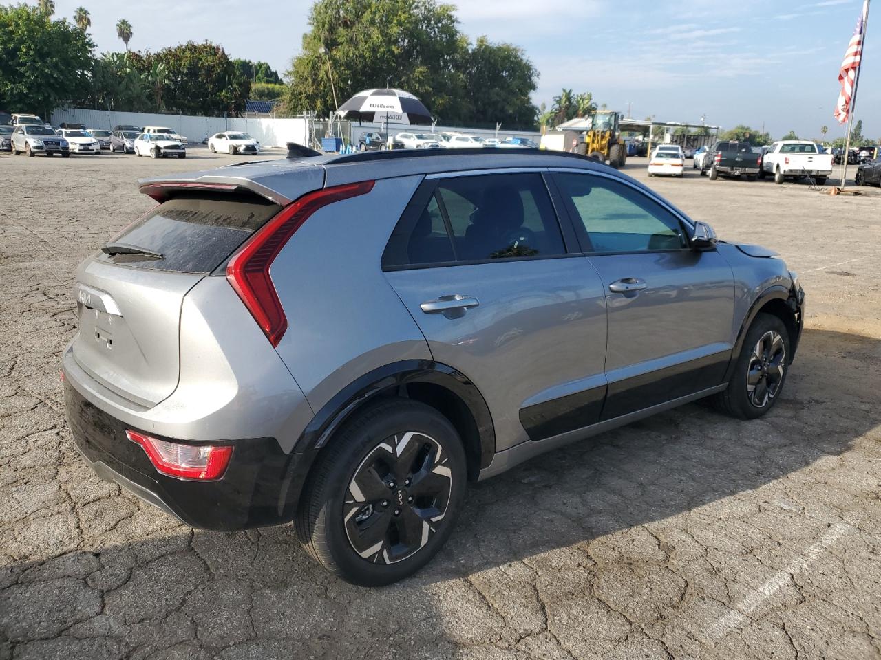 Lot #2993899344 2023 KIA NIRO WIND