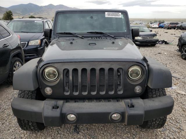 1C4BJWDG5HL632938 Jeep Wrangler Unlimited Sport
