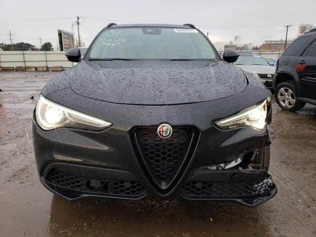 ZASPAKBN8M7D19621 Alfa Romeo Stelvio TI 5