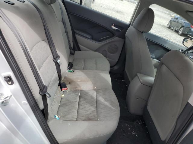 KNAFK4A63E5095286 KIA FORTE LX